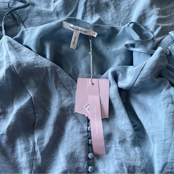 NWT Avec Les Filles Cold Shoulder Button Front Dress in Robin Eggs Blue - Picture 4 of 12